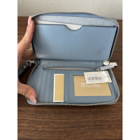Michael Kors Jet Set Zip Around Wallet Wristlet Pale Blue Wallet NWT - Picture 4 of 7